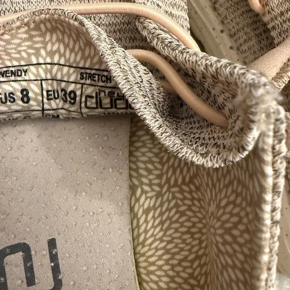 Hey Dude Women's Shoes in Tan and dusty pink - Picture 5 of 6